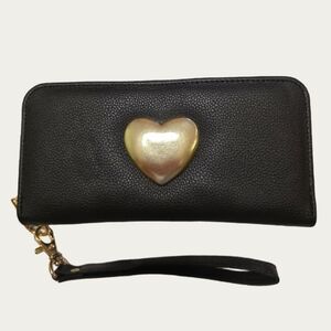 The Bradford Exchange Black Wallet Wristlet with Gold Heart.
